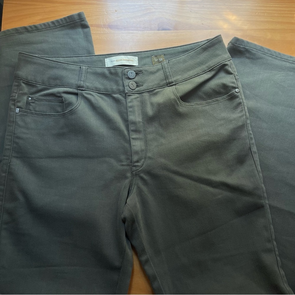 Pilcro Anthro High Waisted Flare Bell Bottoms in Green sz 32